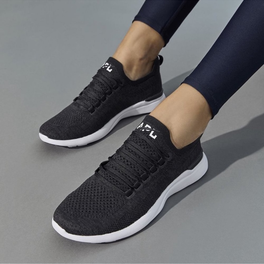 APL Techloom Breeze Black Knit Running Shoes Size 9